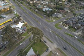 Photograph of Burwood Highway and McMahons Road intersection, Ferntree Gully