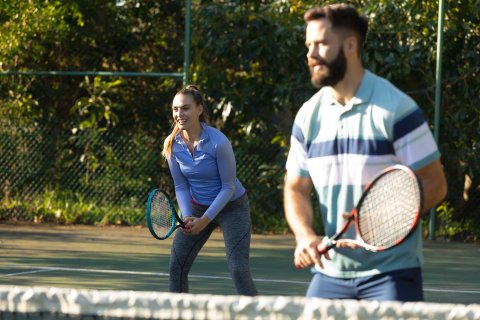 Outdoor activities - tennis - Move Your Way